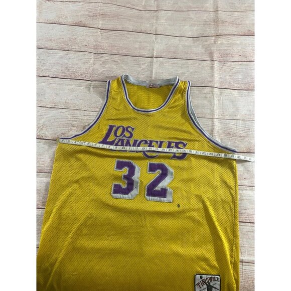 LA Lakers #32 Throwback Black Top Edition Jersey By Authentic Brand - 3XL - Picture 7 of 12